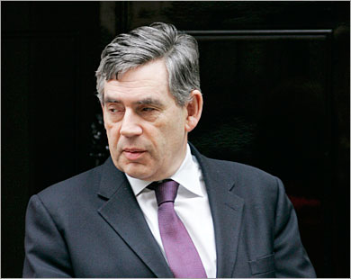 بريطانيا: استطلاع رأي يظهر تقدم حزب المحافظين على حزب العمال 