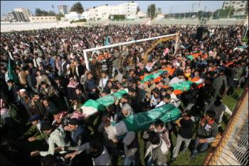 تظاهرات في أنحاء الولايات المتحدة ومنظمات تدعو لاعتبار غد الثلاثاء "يوماً قومياً"
