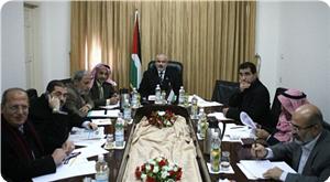 حكومة هنية تتحدى الاحتلال وتستأنف العمل في الوزارات والمؤسسات والدوائر الرسمية 