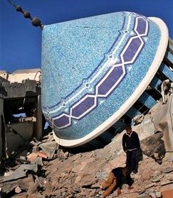 منظمة دولية توثق استهداف آلة الحرب الصهيونية الإرهابية لبيوت العبادة في غزة