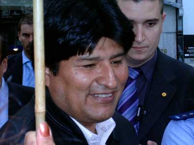 "الإندبندنت": كيف سيتصرف أوباما مع ديمقراطية بوليفيا