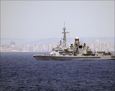 فرنسا ترسل فرقاطة لمراقبة المياه قبالة غزة