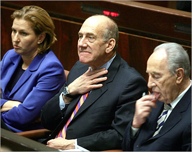 "واشنطن بوست": على "اسرائيل" وقف تأجيج النيران التي ستلتهمها