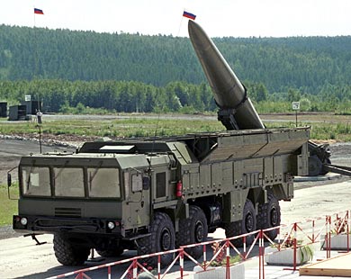 روسيا تعلق مشروع نشر صواريخ في كالينينغراد 