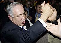 نتانياهو لـ"الغارديان": لا تنازلات عن أراضي الفلسطينيين