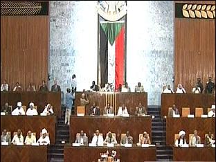 البرلمان السوداني يرفض بالإجماع تسليم أي مواطن لـ"الجنائية"