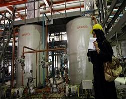 مسؤول إيراني: إيران تستطيع إنشاء محطات نووية خلال عقد