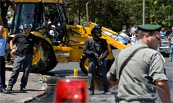 خاص "الانتقاد.نت" من فلسطين المحتلة : توتر في القدس المحتلة عقب إصابة فلسطينيين برصاص المستوطنين .. وتحذيرات من تسارع 