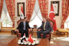 في سابقة هي الأولى لزعيم عربي: الرئيس الأسد يلبي دعوة الحزب الحاكم في تركيا لحفل إفطار رمضاني