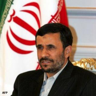 الرئيس احمدي نجاد يؤكد ان ايران ليست بحاجة للسلاح النووي 