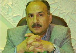 القيادي الفلسطيني انور رجا يدعو الى البدء باقامة المرجعية الوطنية الفلسطينية المقاومة 
