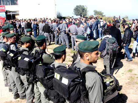 الكيان الصهيوني يشكل وحدات خاصة للعمل في التجمعات السكنية الفلسطينية في الداخل المحتل
