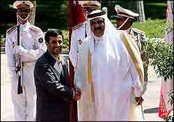 رئيس الجمهورية الإسلامية الإيرانية يستقبل رسميا أمير قطر 