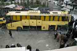 تقرير مصور عن انفجار حافلة الركاب الايرانية في منطقة مقام السيدة زينب (ع)