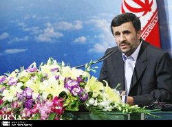 نجاد:مؤتمر المناخ ادى الى هزيمة الانظمة الراسمالية في العالم