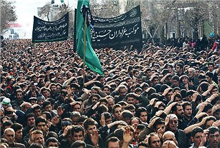 المدن الايرانية تشهد مشاركة مليونية في مراسيم تاسوعاء
