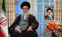 الامام الخامنئي: ايران حققت انجازات قيّمة والعام القادم عام "الارادة والمثابرة"