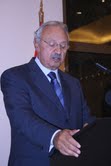 الصفدي : لا أحد، مهما بلغت مكانته، يستطيع بمفرده أن يدعي التحكم بقرار وطنه أو طائفته.