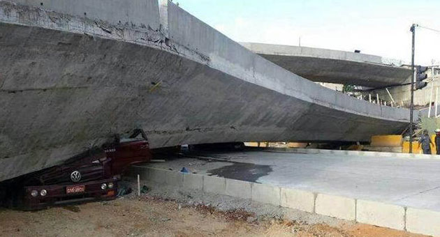 مونديال 2014 : مصرع شخصين في انهيار جسر