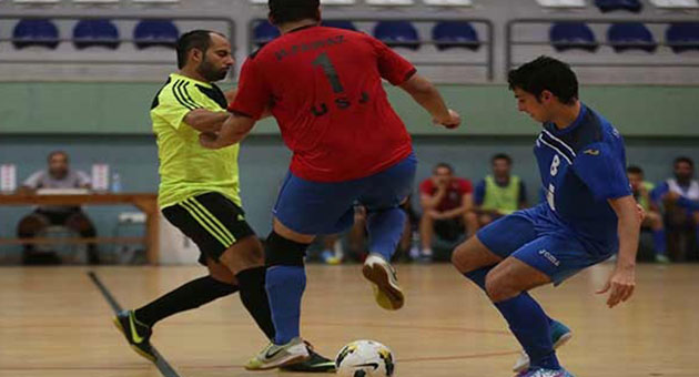 القديس يوسف يحسم دربي الجامعات