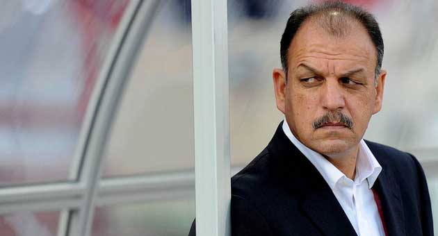 عدنان حمد يقاضي الاتحاد البحريني لكرة القدم