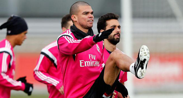 بيبي يعود الى تمارين فريق ريـال مدريد
