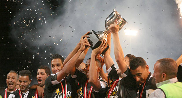 وفاق سطيف يُتوج بطلاً لكأس السوبر الافريقية لكرة القدم