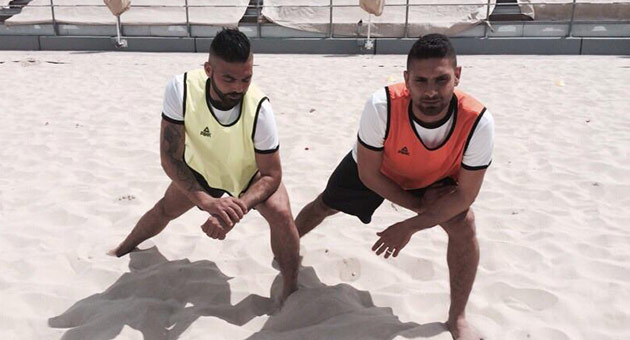 منتخب لبنان للكرة الشاطئية ينتقل إلى مقر إقامته في الدوحة