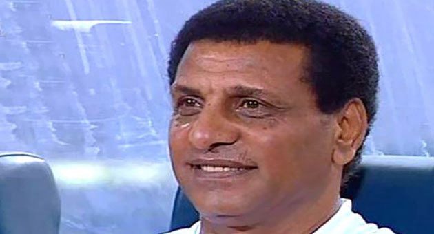 فاروق جعفر مدرباً لنادي الانصار