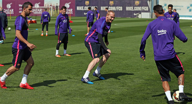 برشلونة يستعد لمواجهة ألميريا يوم الاربعاء