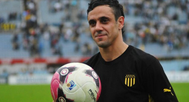 الاتحاد الاسيوي يوقف لاعب النصر استويانوف لست مباريات