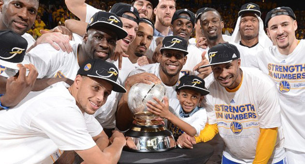 NBA : غولدن ستايت الى الدور النهائي من البلاي اوف