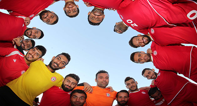 بالصور : منتخب لبنان يستعد لمواجهة المنتخب الكويتي