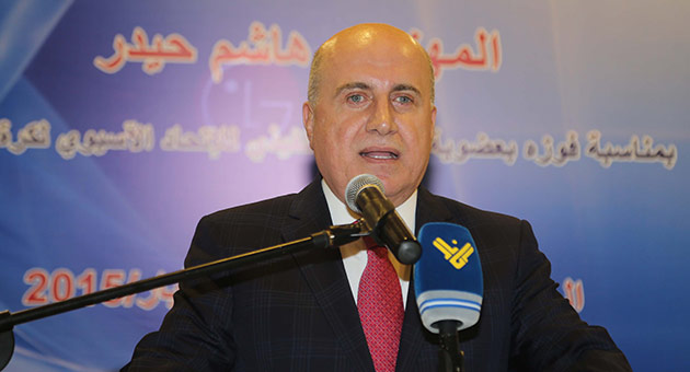 هاشم حيدر يدعو الدولة لإقفال مكاتب المراهنات