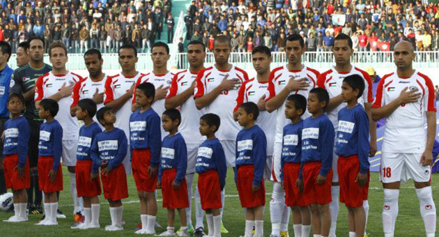 تأخير في وصول بعثة منتخب فلسطين الى لبنان