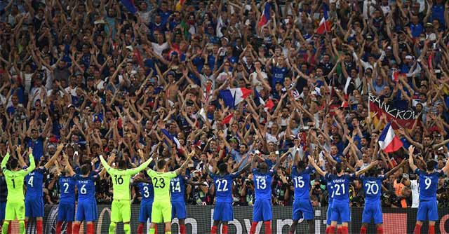 فرنسا المضيفة تثبت احقيتها بالبطولة وتزيح ابطال العالم في النصف نهائي