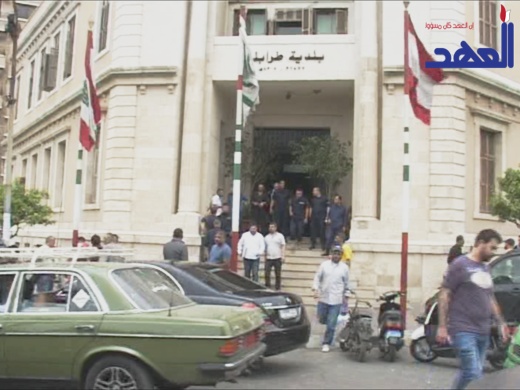 بعد عشر سنوات .. بلدية طرابلس تثبت عمالها مع اقتراب موعد الانتخابات!