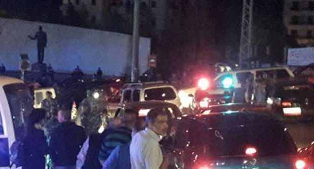بالصور.. الشغب يحول دون اكمال لقاء بحمدون بين الاخاء الأهلي والأنصار