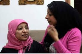 البحرين: النظام يقمع شعبه ويسعى للاندماج مع الجار الأكبر والمعارضة تؤكد أن الوحدة مع السعودية تحتاج استفتاءً شعبياً

