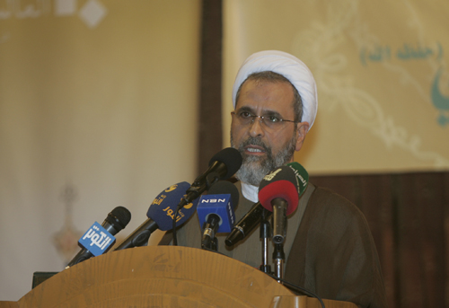 جامعة المصطفى (ص) العالمية تكرم العلامة الشيخ حسن طراد