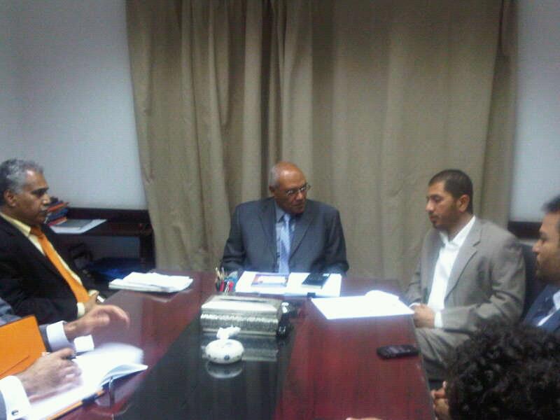 وفد المعارضة البحرينية يلتقي قادة أحزاب ومرشحي رئاسة في مصر وتأكيدات على "أهمية الثورة البحرينية"