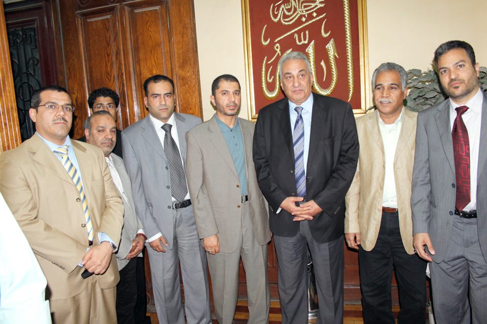 وفد المعارضة البحرينية يلتقي قادة أحزاب ومرشحي رئاسة في مصر وتأكيدات على "أهمية الثورة البحرينية"