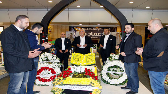 وفد من الحزب العربي الديمقراطي يقرأ الفاتحة على ضريح الشهيد القائد وفود شبابية وحزبية تزور الشهداء روضة الشهيدين في بيروت