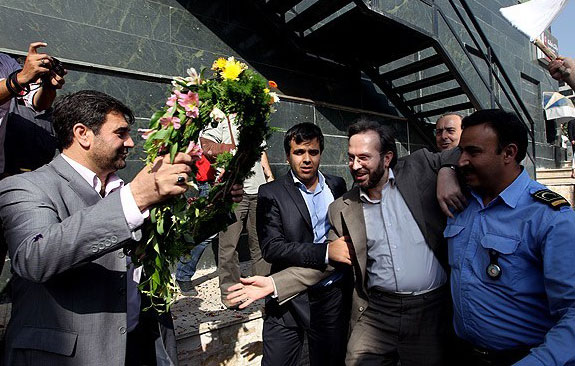 المخطوفون الايرانيون السبعة في لبيبا الى الحرية 