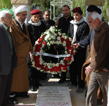 بمناسبة الذكرة السنوية للشهداء القادة مؤسسة الشهيد تنظم زيارة لأبناء الشهداء إلى ضريح الشهيد الشيخ راغب حرب ونصب السيد عباس في تفاحتا