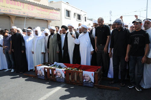 مسيرات تشييع الشهداء مستمرة في البحرين