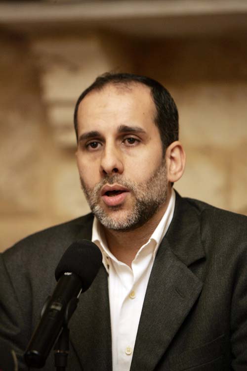 حزب الله كرم أمهات الشهداء في بيروت: سلاح المقاومة لن يسقط...ولن نبخل بدماء من بقي من أبنائنا لصون الأرض والعرض