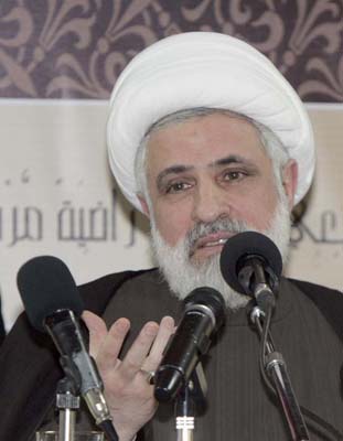 الشيخ قاسم : هل تنسجم الوطنية مع تحريض إسرائيل على تدمير لبنان ورفع التقارير للسفير الأميركي؟