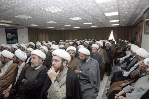 لقاء علمائي تضامني مع الشعب البحريني في مقر المجلس الاسلامي الشيعي الاعلى في بيروت