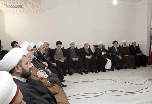 لقاء علمائي تضامني مع الشعب البحريني في مقر المجلس الاسلامي الشيعي الاعلى في بيروت